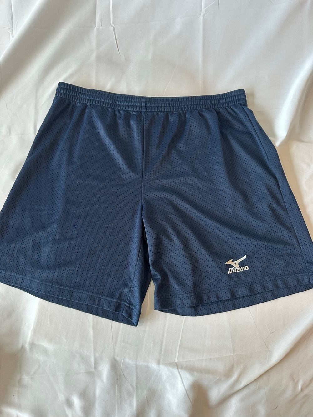 MIZUNO shorts dark blue size large